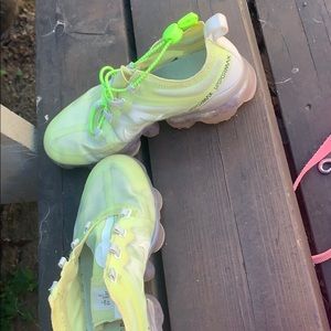 Authentic Nike vapor max